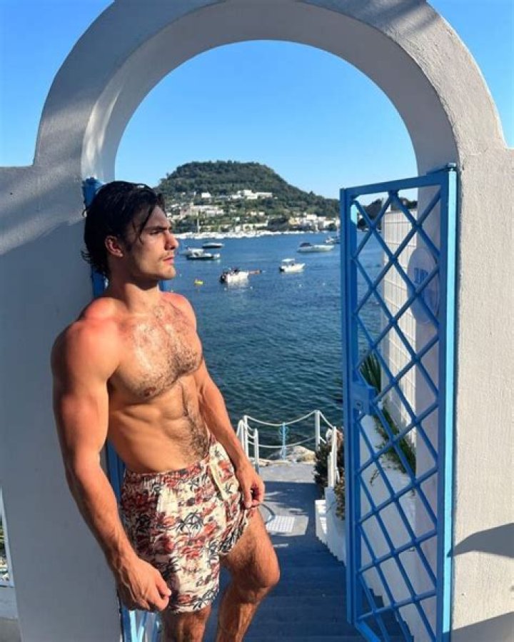 Mikel Welch Height, Weight, Net Worth, Age, Birthday, Wikipedia, Who, Instagram, Biography