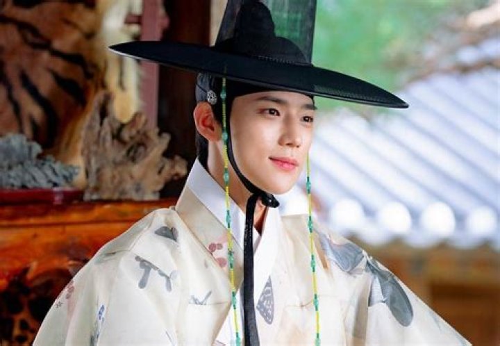 Moon Sang-min Bio (Wiki) 