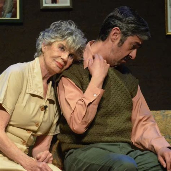 Nate Holzapfel - Age, Family, Bio