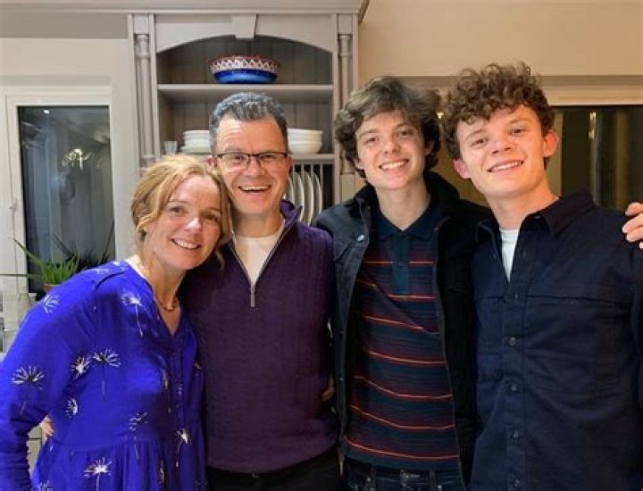 Nikki Holland - Age, Family, Bio