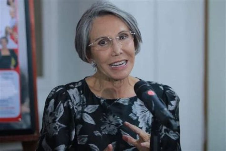 Óscar Meza - Age, Family, Bio