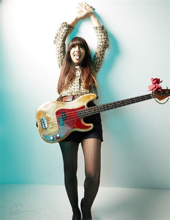 Paz Lenchantin - Age, Family, Bio