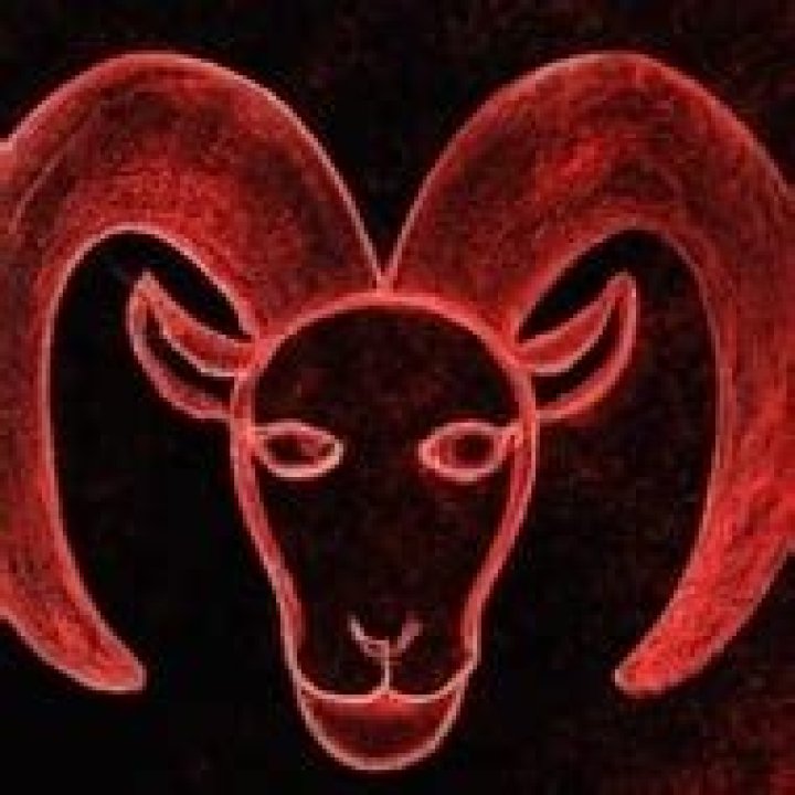 piso4 - Age, Family, Bio