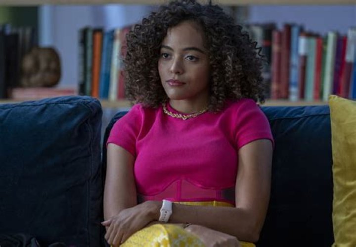 Quintessa Swindell - Age, Family, Bio