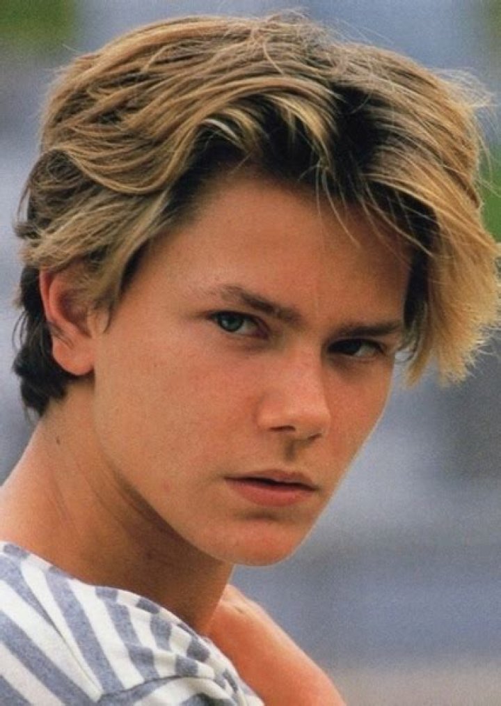 River Phoenix Bio (Wiki) 