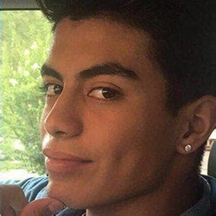 Robert Alcorta - Age, Family, Bio