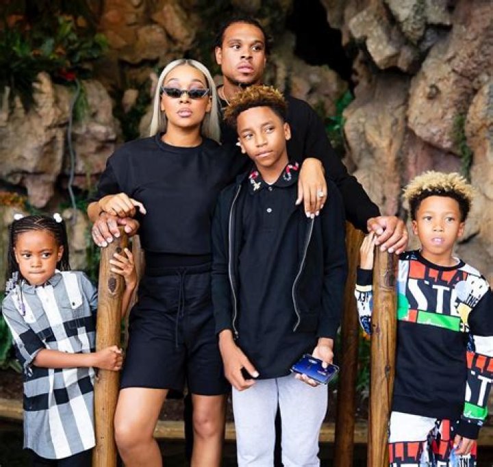 Romelo Thomas - Age, Family, Bio