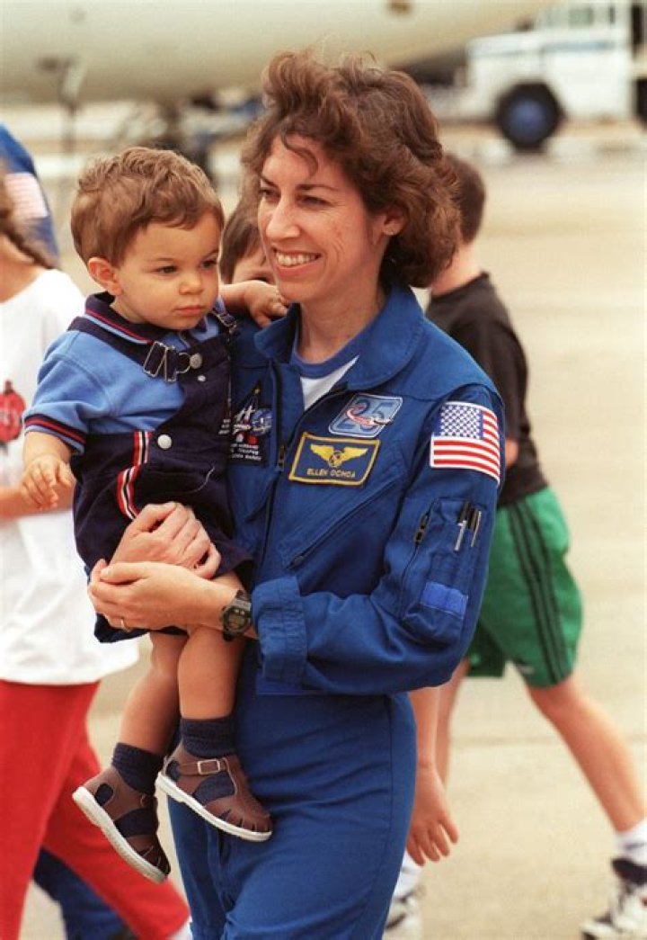 Rosalee Ochoa - Age, Family, Bio