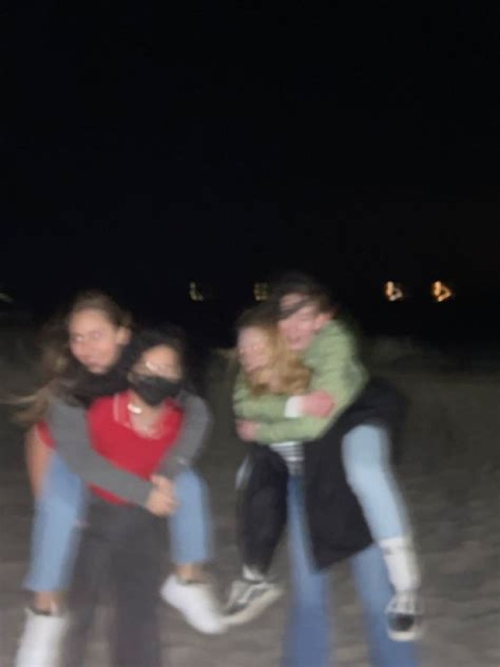 Roslyn Kp - Age, Family, Bio