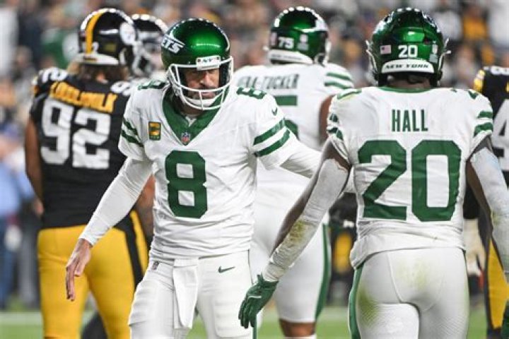 
Running Back Breece Hall Makes NFL Draft 2022 List- His Father And Mother Proud Of His Career 