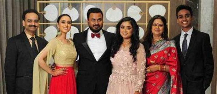 Sakshma Srivastav - Age, Family, Bio