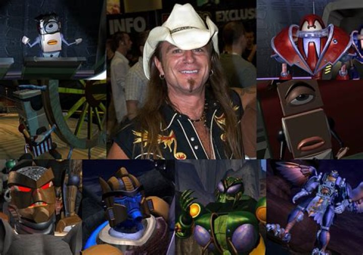 Scott McNeil - Age, Family, Bio