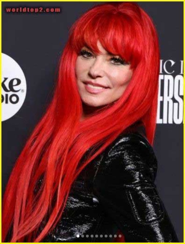 Shania Twain Bio (Wiki) 