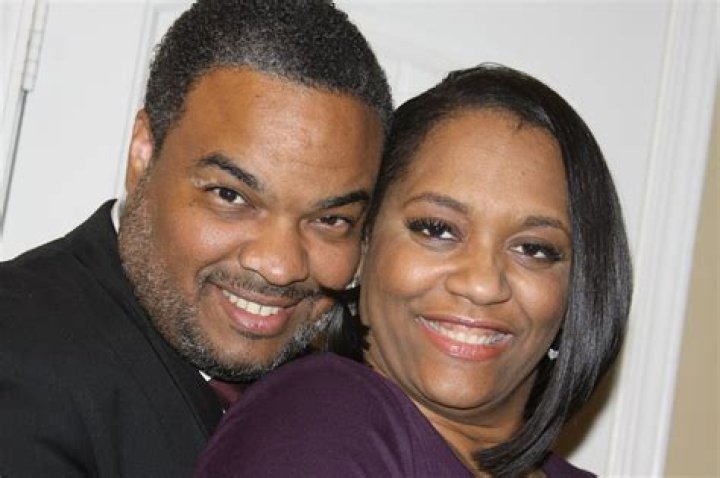 Shontell McClain - Age, Family, Bio