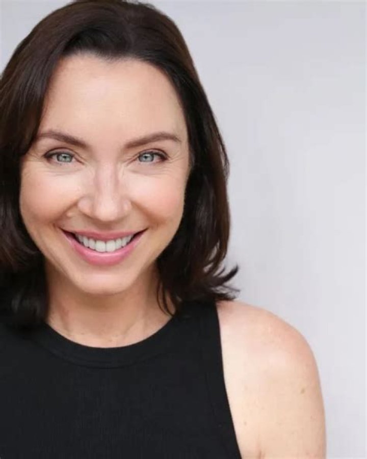 Stephanie Courtney Bio (Wiki) 