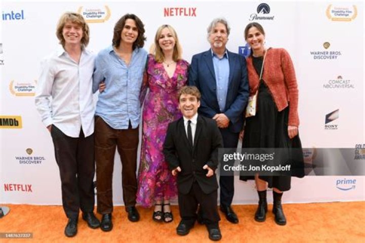 Tobias Phillips - Age, Family, Bio