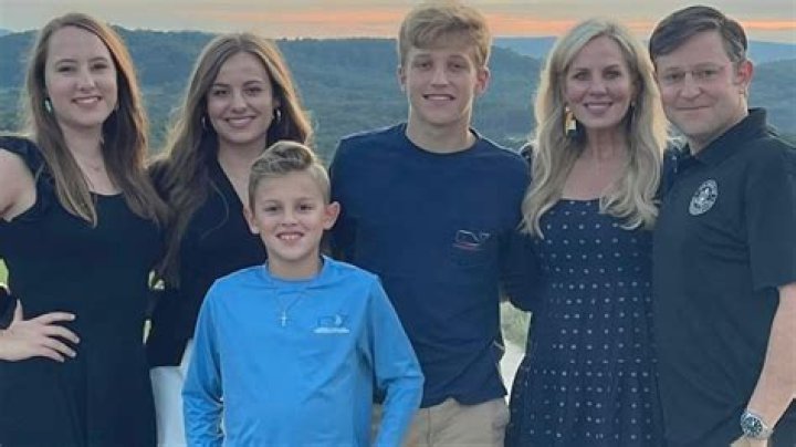 Tom Johnston - Age, Family, Bio