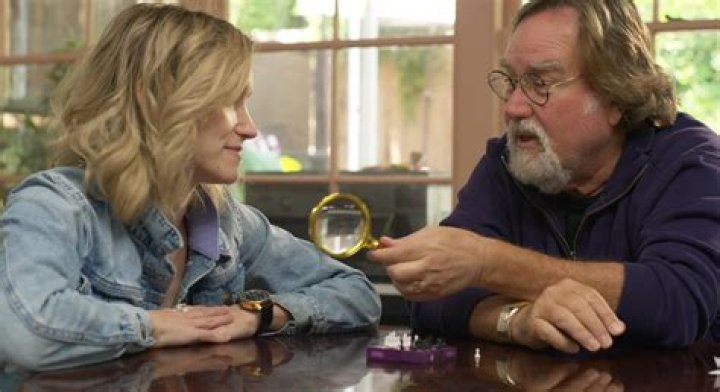 Valerie Brandy - Age, Family, Bio