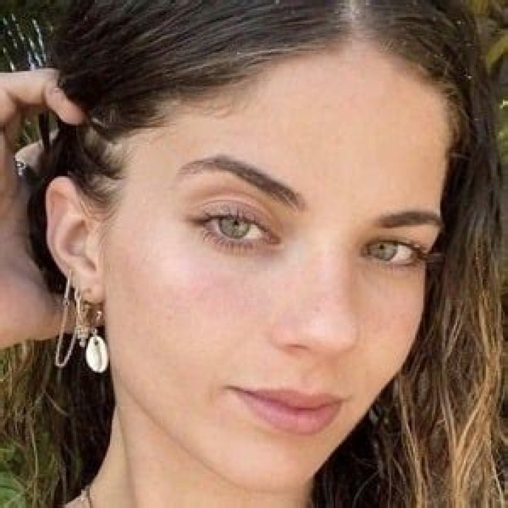 Victoria Xavier - Age, Family, Bio