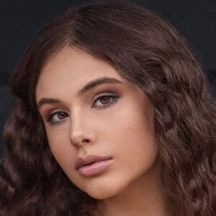 Vienna Maryce - Age, Family, Bio