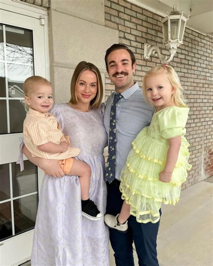 Who Is Whitney Blevins ? Everything About Jerry Blevins Wife And Family