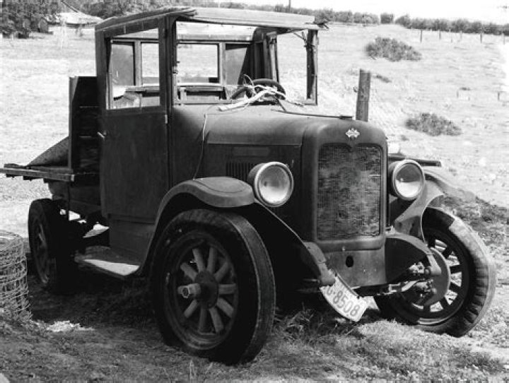 Who owns International Trucks?