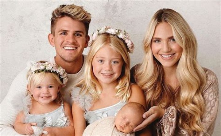 Zealand LaBrant - Age, Family, Bio